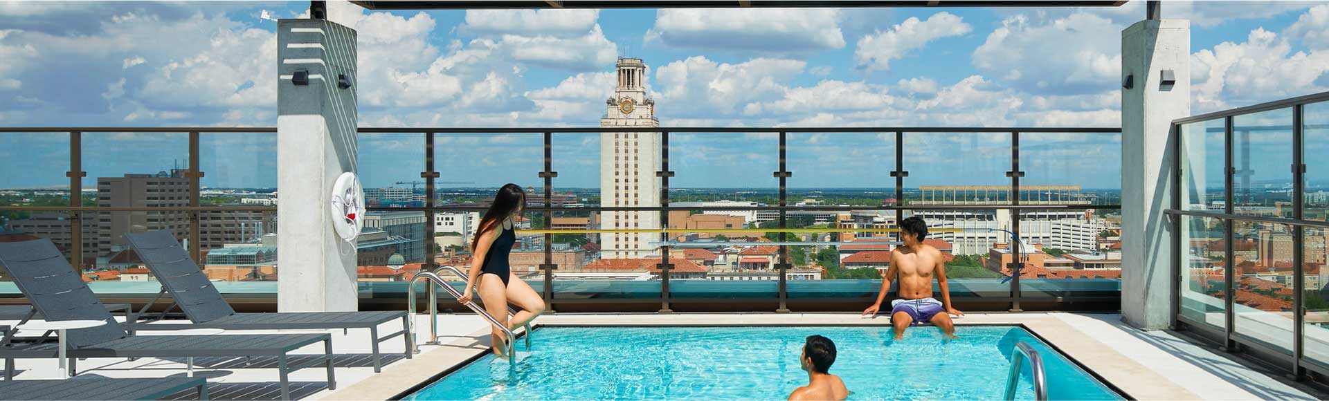 Pool-rooftop